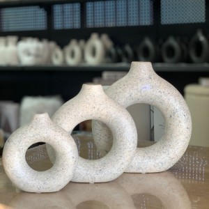 طقم تحف / مزهريات ابيض مدور دونت باونتي بورسلان 3 قطع