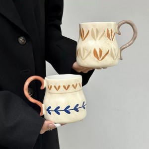 ماغ بورسلان شكل جرة مرسم اشكال 550 مل