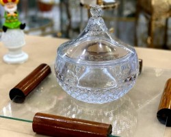 مضيفة زجاج شفاف شكل نصف كرة مزخرف معينات مع غطاء سكرية / مضيفة / تمرية كاندي مضيفة زجاج شفاف شكل نصف كرة مزخرف معينات مع غطاء سكرية / مضيفة / تمرية كاندي