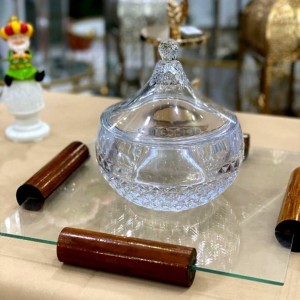 مضيفة زجاج شفاف شكل نصف كرة مزخرف معينات مع غطاء سكرية / مضيفة / تمرية كاندي