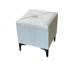 بف مربع قماش مضرب مع ارجل اسود / ذهبي 40×40