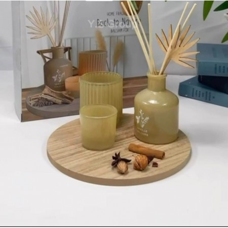 طقم معطر - فواحة عيدان + شموع + قرفة + صينيه خشب مدور سنتر بيس طقم معطر - فواحة عيدان + شموع + قرفة + صينيه خشب مدور سنتر بيس