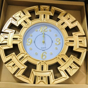 ساعة حائط بلاستيك مدور  45 سم مخرم ذهبي/فضي اطار
