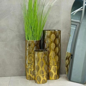 طقم قوار معدن ذهبي اسطواني 3 قطع 90 + 73 + 54 سم طقم قوار معدن ذهبي اسطواني 3 قطع 90 + 73 + 54 سم