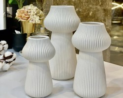 طقم تحف / مزهريات بوهيمي شكل فطر محزز عنق طويل 3 قطع طقم تحف / مزهريات بوهيمي شكل فطر محزز عنق طويل 3 قطع