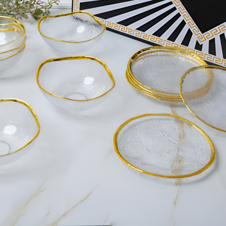 طقم صحون مكسرات مموج عدد 6 مع 6 استكانات شفاف بصمة حيف مذهب مع استكانات - زبادي سلطة