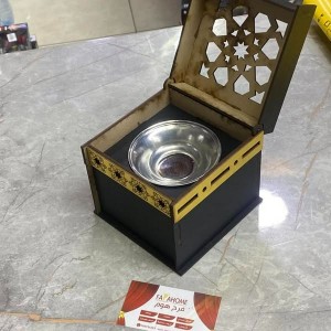 مبخرة من بديل الخشب شكل الكعبة مع زخارف cnc مذهبة