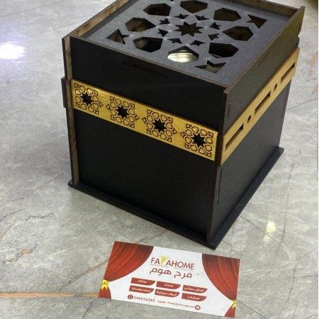 مبخرة من بديل الخشب شكل الكعبة مع زخارف cnc مذهبة مبخرة من بديل الخشب شكل الكعبة مع زخارف cnc مذهبة