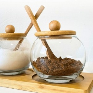 سكرية زجاج مع غطاء بامبو مع معلقة