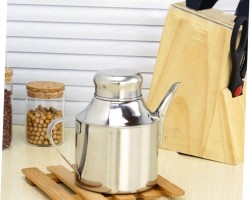 ابريق زيت ستانليس ثقيل حجم 18سم