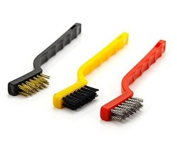 طقم فرشاة سلك يد بلاستيك ملون 3 قطع