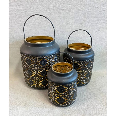 شمعدان اسود ذهبي جيكار 9سم × 17سم شمعدان اسود ذهبي جيكار 9سم × 17سم
