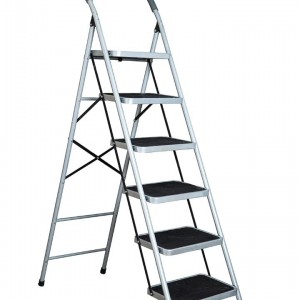 سلم ابيض حديد 6 درجات جلد اسود