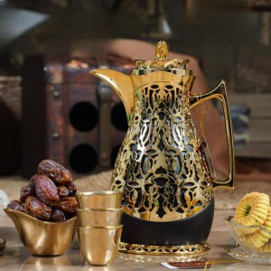 دلة قهوة اندلسي اسود مخرم ذهبي