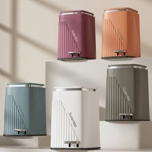 سلة مهملات بلاستيك مستطيل محزز مع دعسة 12 لتر