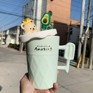 كاسة ماج بورسلان مع يد وغطاء سلكون ايس كريم RC6/16