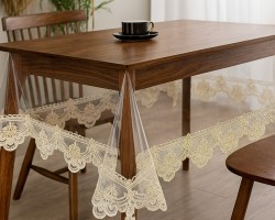 شرشف طاولة سفرة شفاف مع دانتيل ذهبي مقاس 140 × 220 سم