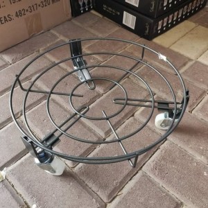 حمالة جرة غازحديد  لون سكني مدور  مع عجال