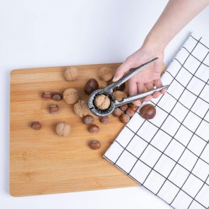 كسارة جوز / كستنا / بندق معدن سكب تركي nutcracker