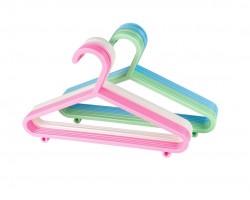 طقم علاقات ملابس اطفال - بيبي بلاستيك سادة 8 قطع