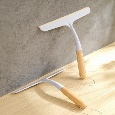 قشاطة مجلى بلاستيك ابيض مع يد خشب بامبو قشاطة مجلى بلاستيك ابيض مع يد خشب بامبو