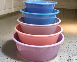 طقم جاطات بلاستيك 5 قطع سادة ملون merway