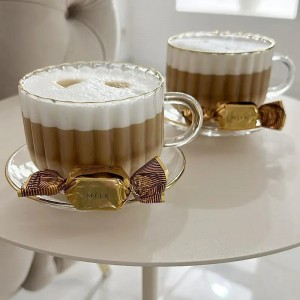 طقم كاسات زجاج بلور مع صحون استكانات حيف مذهب