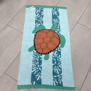 منشفة رسومات ديزني اطفال لونجات مقاس 70 × 140 منشفة رسومات ديزني اطفال لونجات مقاس 70 × 140