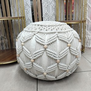 مقعد ديكوري ( بفة ) بوهيمي صناعة هندية - موديل صنارة مكرمية