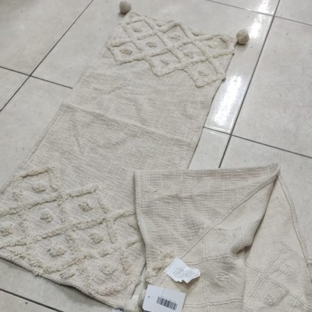 شرشف رنر - بيرو بلقيس مقاس 40 × 100 سم