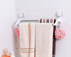 حمالة بشكير/ منشفة تلزيق نوريستا ستانليس