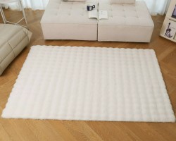 دعسة فروة ارنب نافر بابلز 50 × 90 لون ابيض