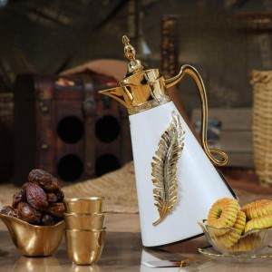 دلة قهوة ابيض لؤلؤي 3D ريشة ثقيل