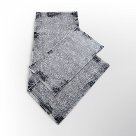 سجاد اسطنبول فانتوره VANTORA طقم دعسات غرفة نوم مقاس 80 × 150 + قطعتين 60 × 110 لون اسود سجاد اسطنبول فانتوره VANTORA طقم دعسات غرفة نوم مقاس 80 × 150 + قطعتين 60 × 110 لون اسود