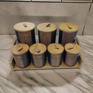 طقم سكريات بهارات بورسلان اسود محزز بني مع ستاند بامبو 7 قطع