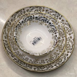 طقم صحون 18 قطعة بورسلان ابيض حيف ذهبي