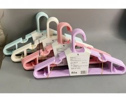 علاقات ملابس سادة 10 قطع مقاس 39.5×19×0.4 سم