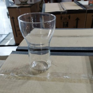 كاس زجاج شفاف شكل سفن اب