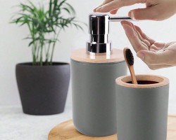 طقم حمام بلاستيك 6 قطع مع غطاء خشب بامبو اسود طقم حمام بلاستيك 6 قطع مع غطاء خشب بامبو اسود