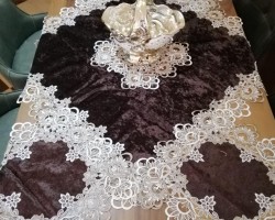 شرشف طاولة وسط + 4 وجه اسكمله سادة مخمل شمواه ثقيل FH22