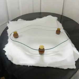 ستاند ديكور زجاج مع 3 ارجل خشب بامبو ستاند ديكور زجاج مع 3 ارجل خشب بامبو