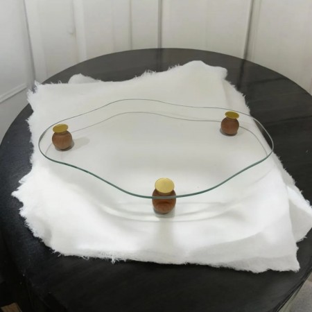 ستاند ديكور زجاج مع 3 ارجل خشب بامبو ستاند ديكور زجاج مع 3 ارجل خشب بامبو