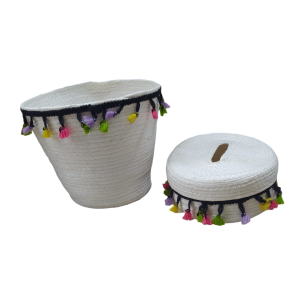 سلة مهملات مع علبة محارم صناره مع شراشيب سلة مهملات مع علبة محارم صناره مع شراشيب