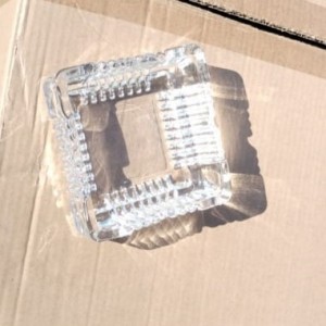 متكه زجاج مربع حجم صغير حيف وسط متكه زجاج مربع حجم صغير حيف وسط