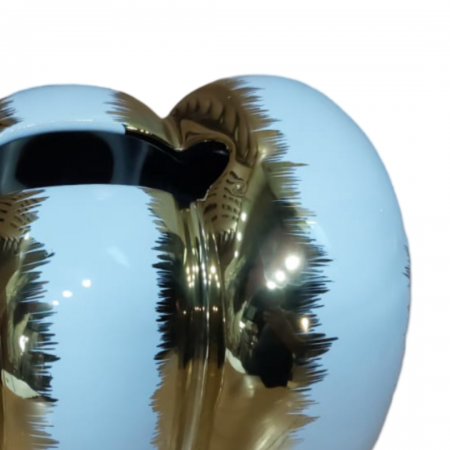 علبة - بكيت محارم ابيض و ذهبي بورسلان ثقيل