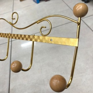 علاقة ملابس ذهبية 6 عين بيوتر ثقيل معدن علاقة ملابس ذهبية 6 عين بيوتر ثقيل معدن