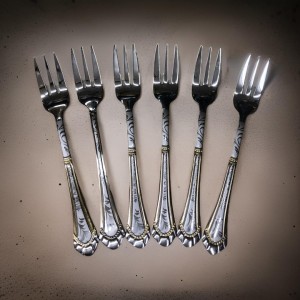 طقم شوك حجم صغير نوريستا ثقيل عدد 6 قطع طقم شوك حجم صغير نوريستا ثقيل عدد 6 قطع