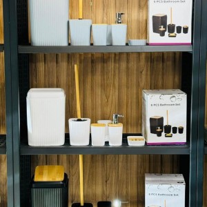 طقم حمام بلاستيك6 قطع مع غطاء خشب بامبو ابيض GDC201-109