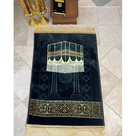 سجادة صلاة الحرم مخمل مبطن طبيه مع ارضية لاصقة / مصليه طبية سجادة صلاة الحرم مخمل مبطن طبيه مع ارضية لاصقة / مصليه طبية