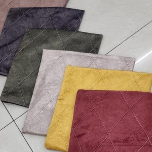 قرن مخمل سادة مبكج 45 × 45